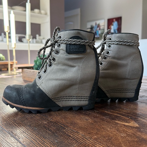Sorel PDX Wedge Boots - Picture 4 of 12